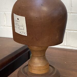 Good Early Hat Block on Stand