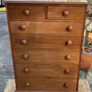 Cedar 7 Drawer Chest on Turned Feet Old but not Antique( 800w x 400d x 1190h)