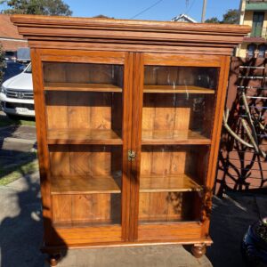 Late Victorian Pine Bookcase on Turned Feet (1300w x 420d x 1600h)